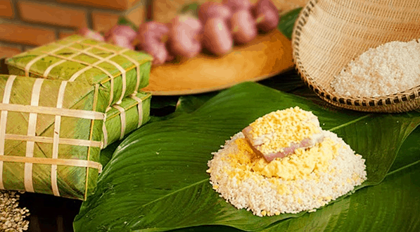 Bánh chưng ngày tết miền 18 món ngon ngày Tết cổ truyền của người Việt
